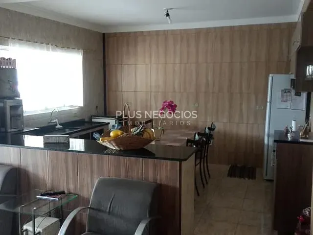 Casa com 300m² 3 quartos e 2 banheiros, à venda, no bairro Vila Aldo Damini em Votorantim