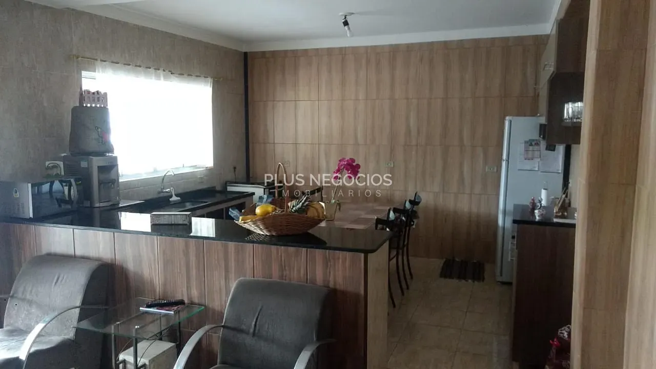 Casa, 3 quartos, 250 m² - Foto 1