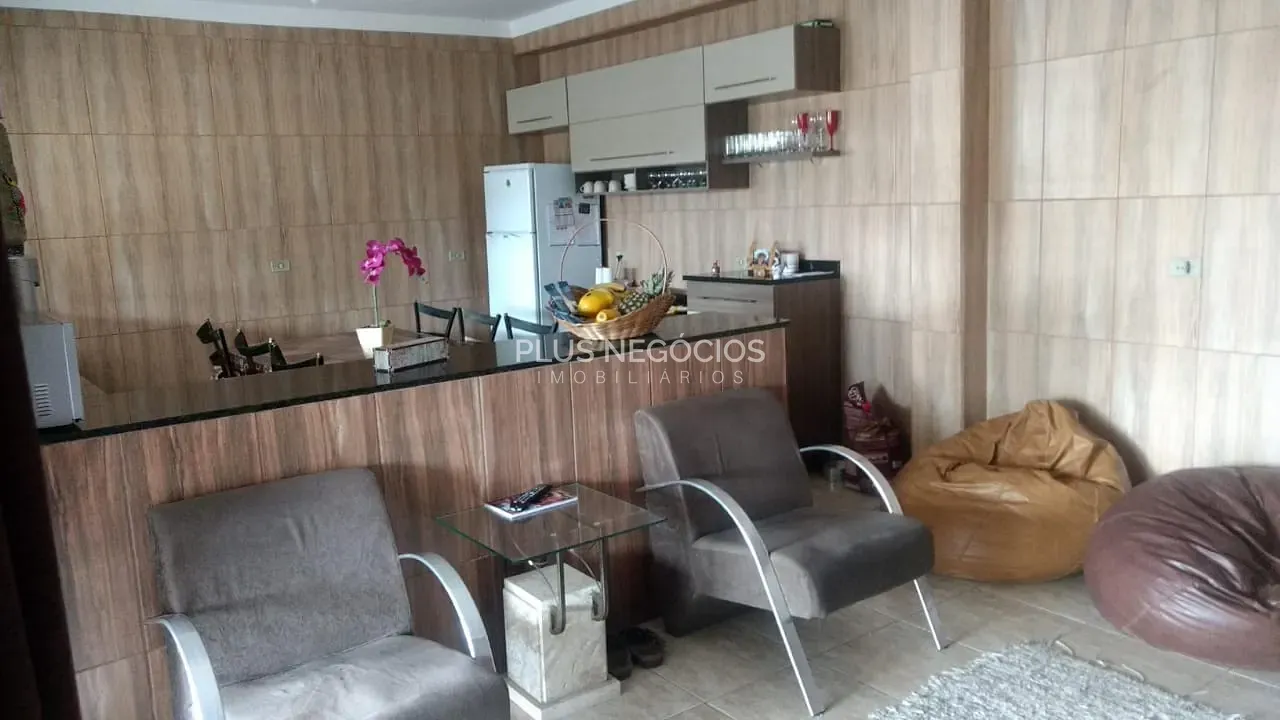 Casa, 3 quartos, 250 m² - Foto 4