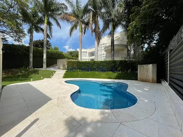 Casa com 1633m² 4 quartos e 7 banheiros, à venda, no bairro Jardim Conceição em Campinas