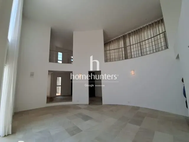 Casa com 1633m² 4 quartos e 7 banheiros, à venda, no bairro Jardim Conceição em Campinas