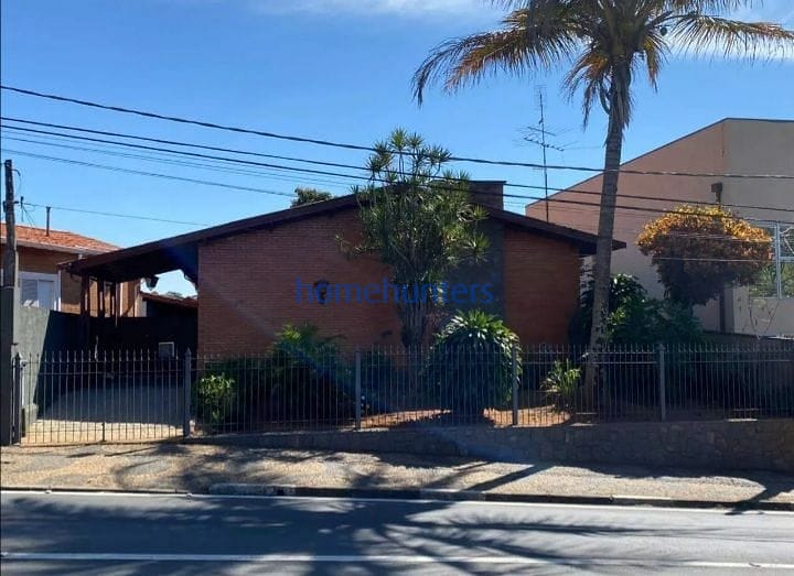 Casa à venda com 3 quartos, 160m² - Foto 2