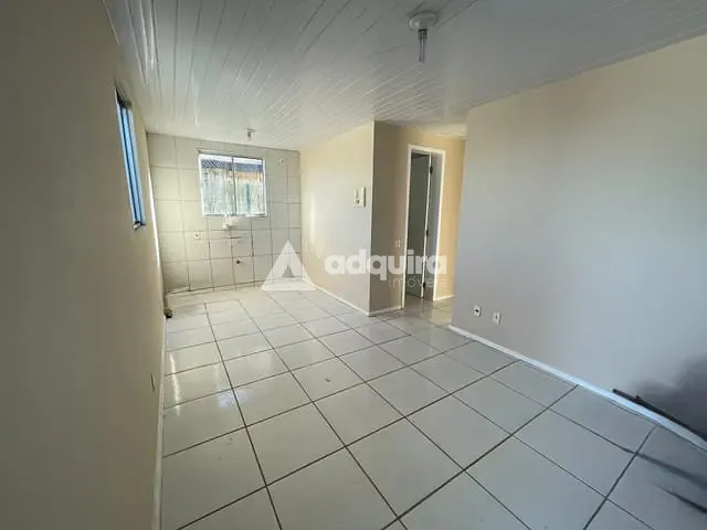 Casa 2 quartos e 1 banheiro, para alugar, no bairro Contorno em Ponta Grossa