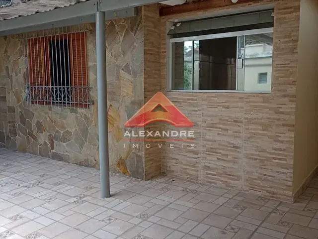 Casa com 200m² 3 quartos e 1 banheiro, à venda, no bairro Vila Industrial em São José dos Campos