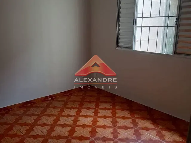 Casa com 200m² 3 quartos e 1 banheiro, à venda, no bairro Vila Industrial em São José dos Campos