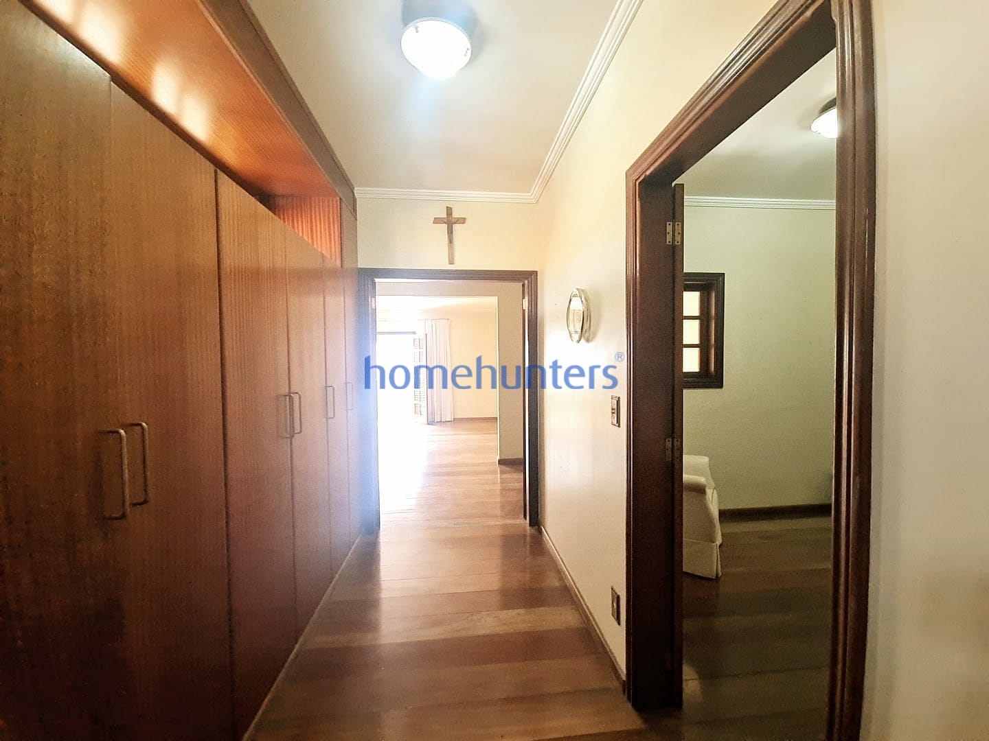 Casa para alugar com 4 quartos, 516m² - Foto 15
