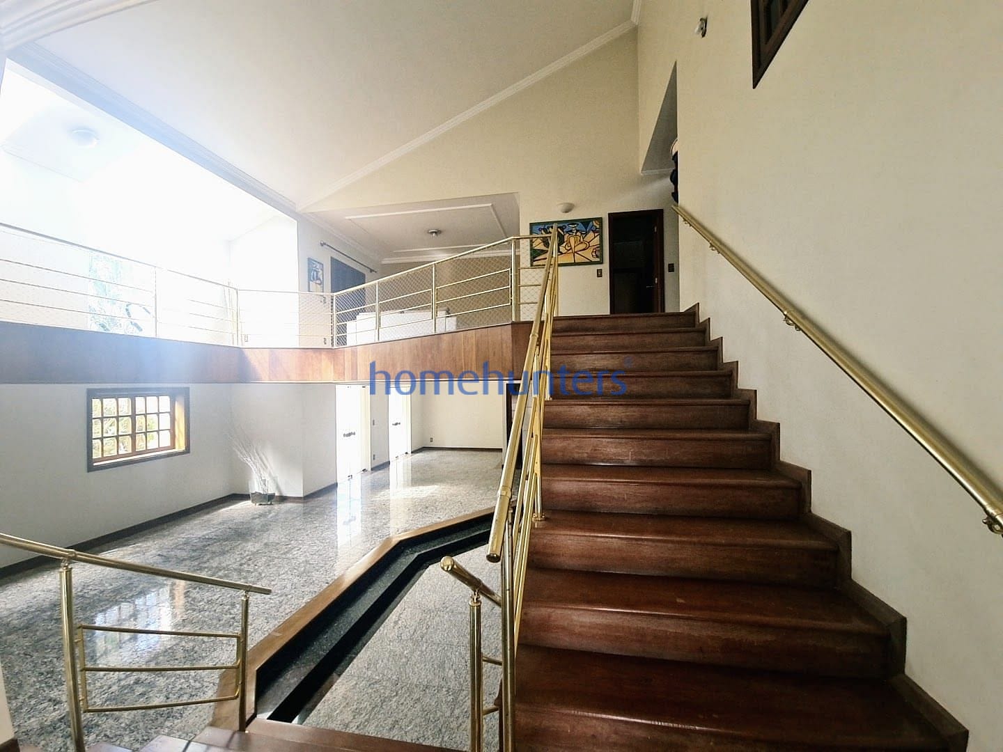 Casa para alugar com 4 quartos, 516m² - Foto 6