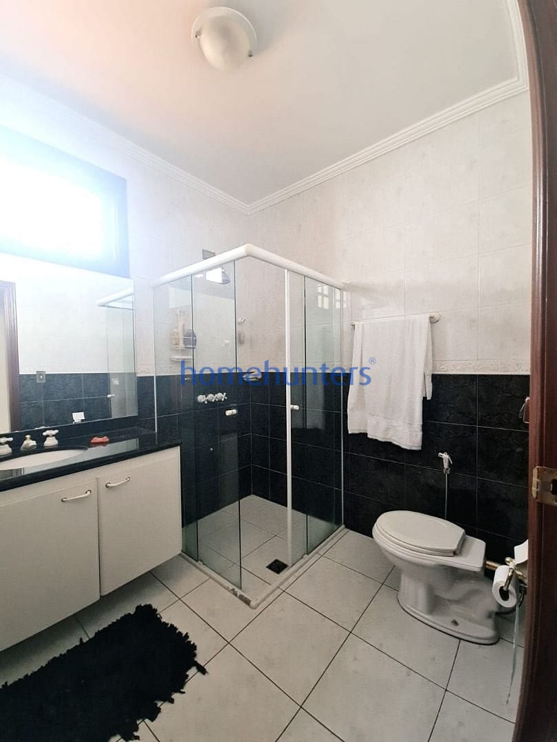 Casa para alugar com 4 quartos, 516m² - Foto 18