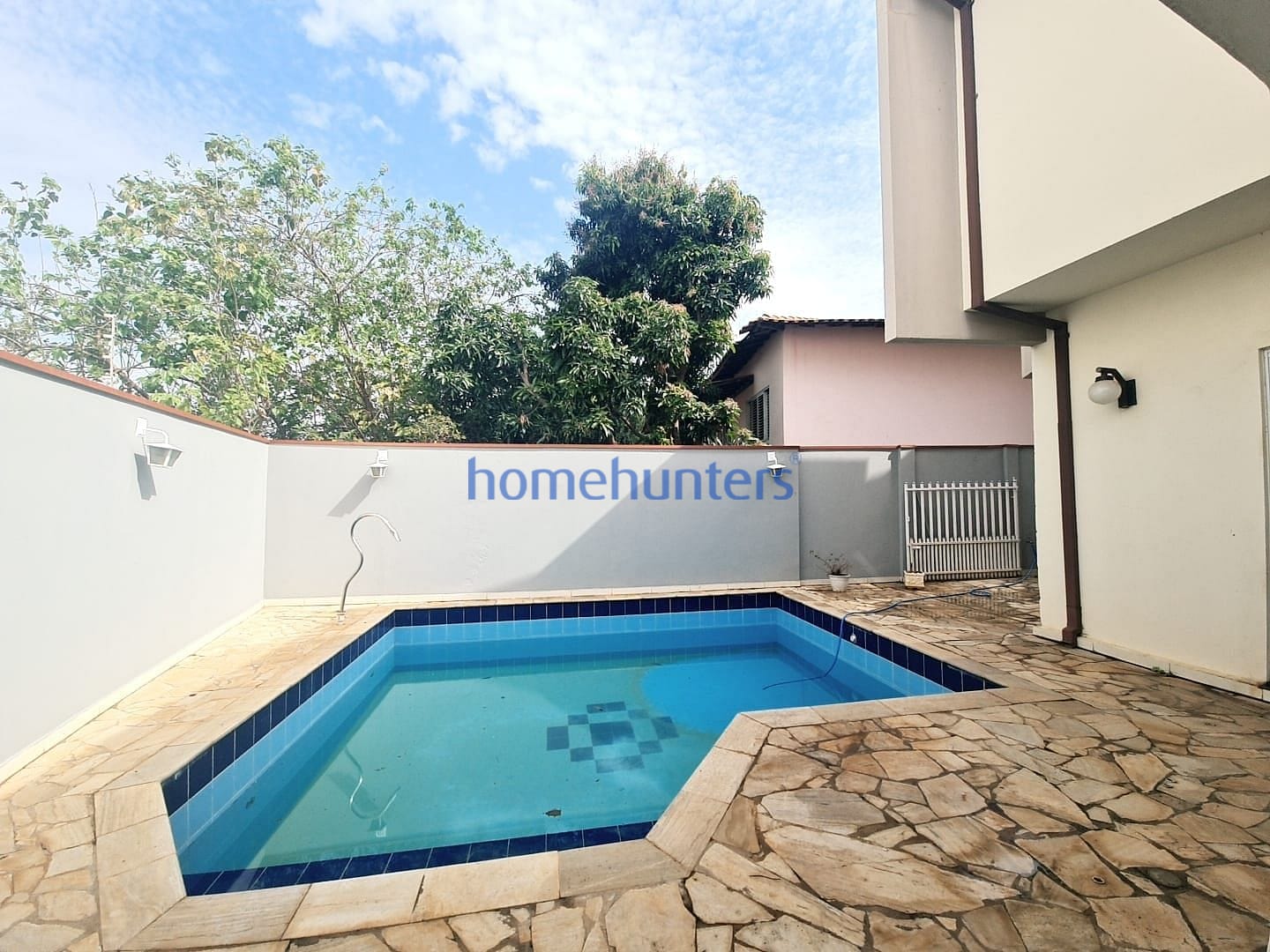 Casa para alugar com 4 quartos, 516m² - Foto 33