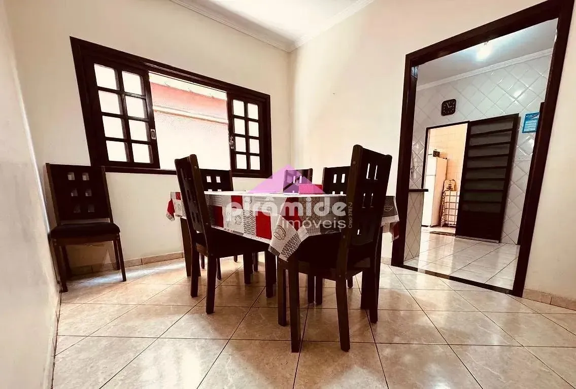 Casa, 3 quartos, 192 m² - Foto 3
