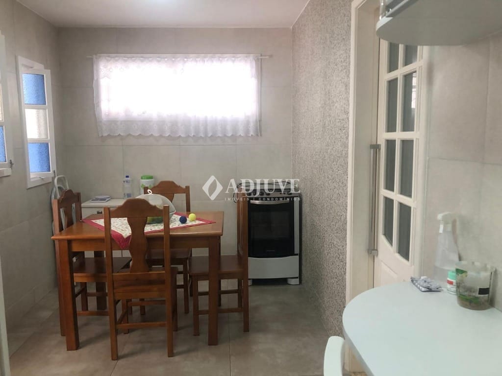 Casa à venda com 2 quartos, 108m² - Foto 16