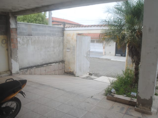 Casa 5 quartos e 2 banheiros, à venda, no bairro Cooperi em Guaratinguetá