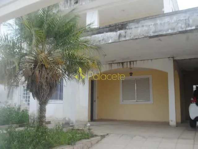 Casa 5 quartos e 2 banheiros, à venda, no bairro Cooperi em Guaratinguetá