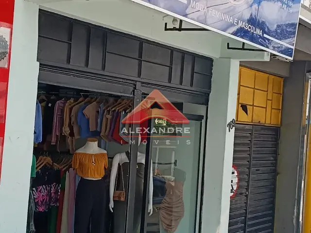 Casa com 150m² 2 quartos e 1 banheiro, à venda, no bairro Jardim Ismênia em São José dos Campos