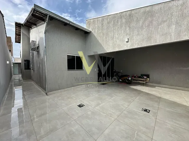 Casa com 202m² 3 quartos e 3 banheiros, à venda, no bairro Parque dos Pirineus III Etapa em Anápolis