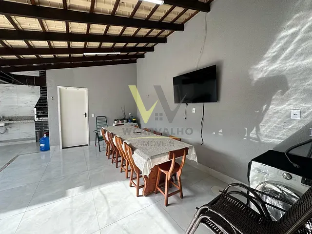 Casa com 202m² 3 quartos e 3 banheiros, à venda, no bairro Parque dos Pirineus III Etapa em Anápolis