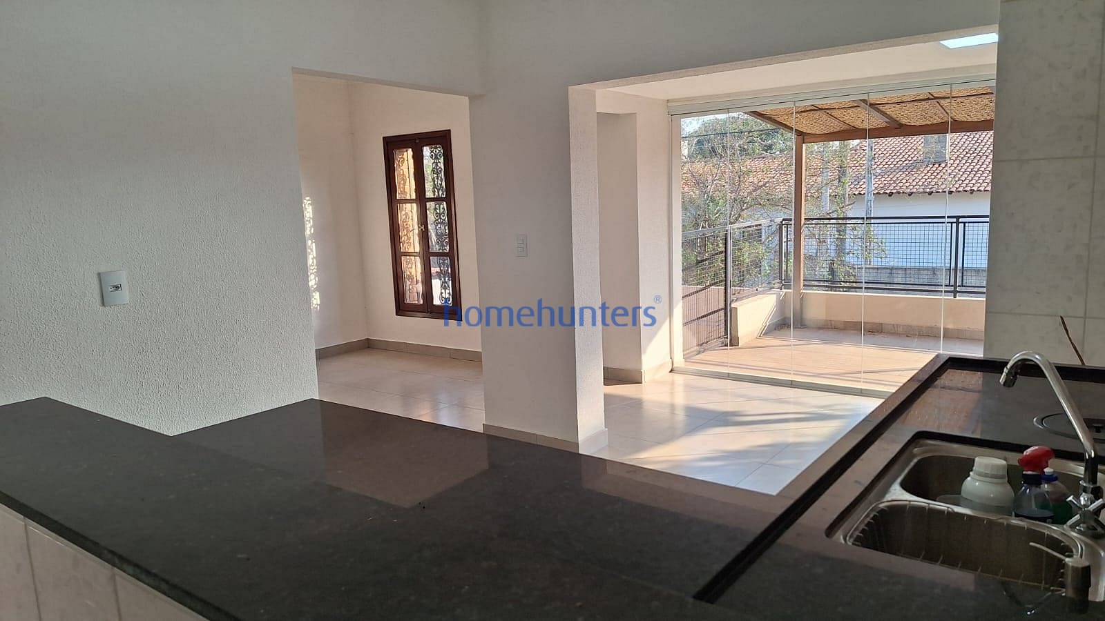 Casa à venda com 3 quartos, 227m² - Foto 6