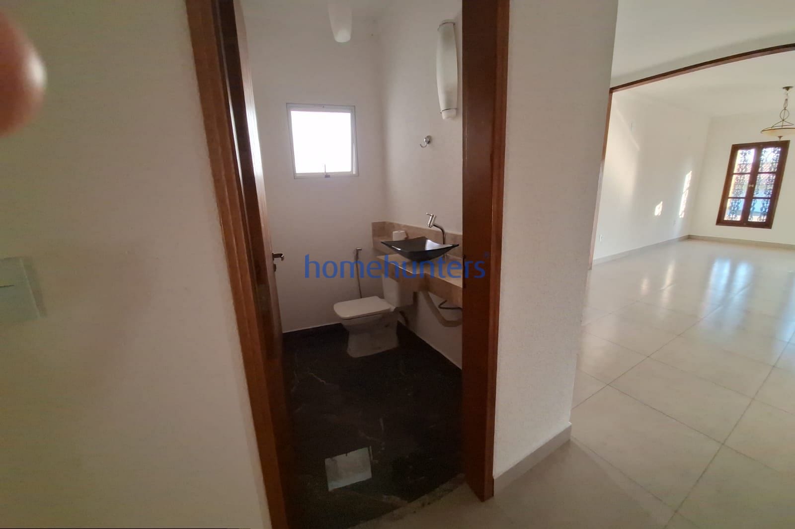 Casa à venda com 3 quartos, 227m² - Foto 9