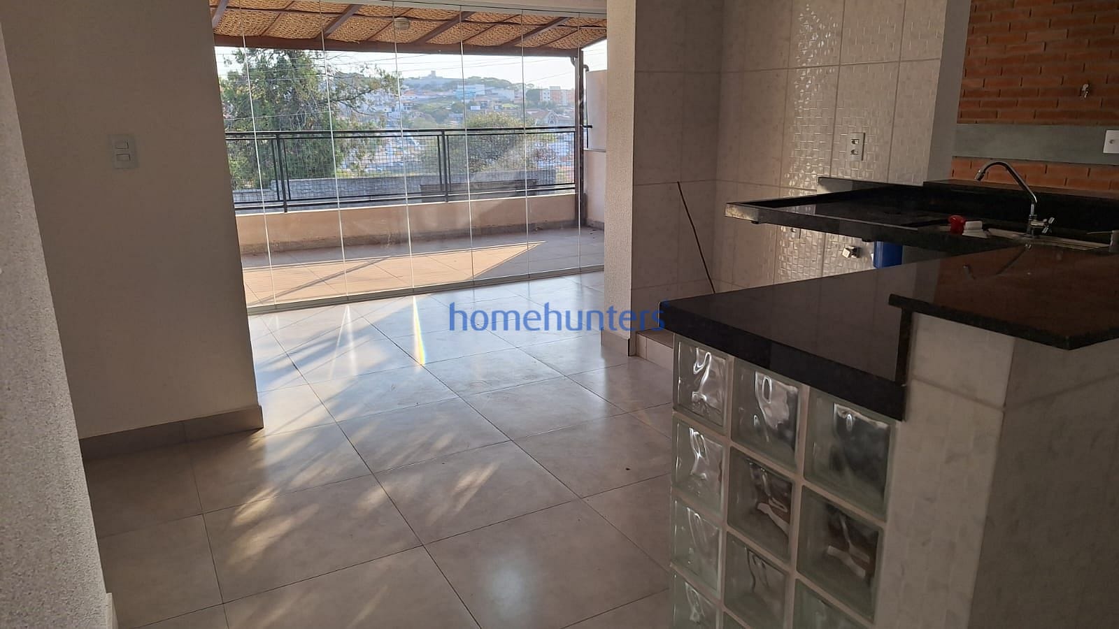 Casa à venda com 3 quartos, 227m² - Foto 5