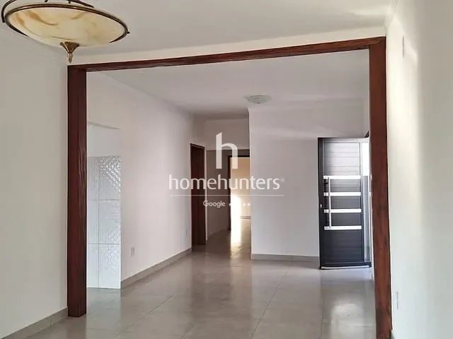 Casa com 308m² 3 quartos e 4 banheiros, à venda, no bairro Santa Rosa em Vinhedo