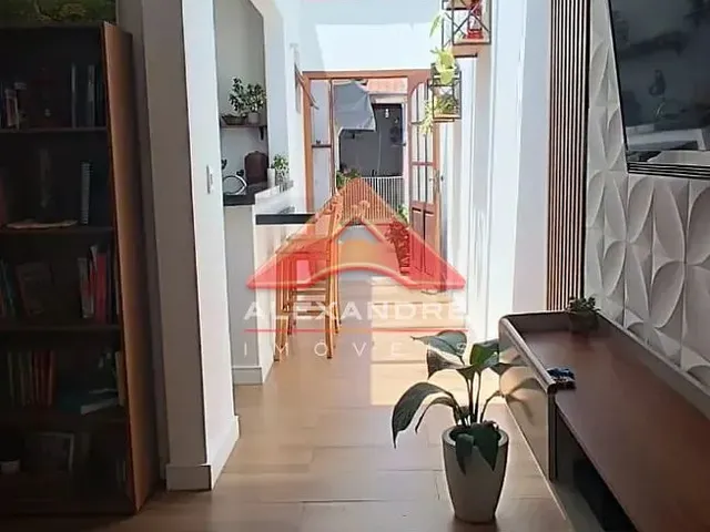 Casa com 10m² 2 quartos e 1 banheiro, à venda, no bairro Jardim Nova Detroit em São José Dos Campos