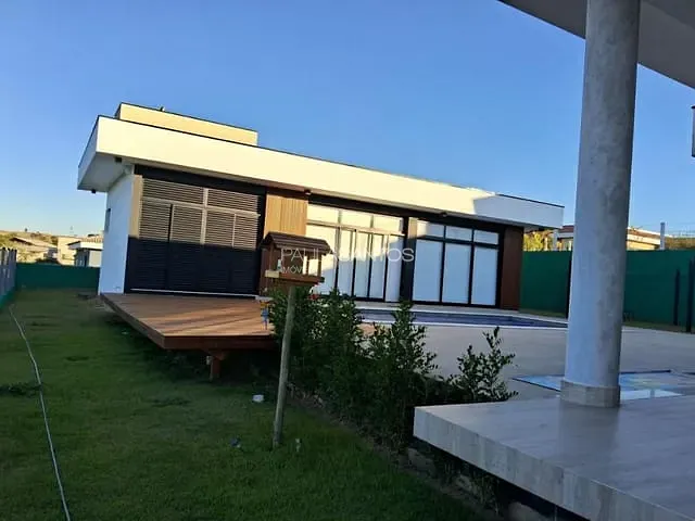 Casa com 800m² 4 quartos e 4 banheiros, à venda, no bairro Campo do Meio em Araçoiaba da Serra