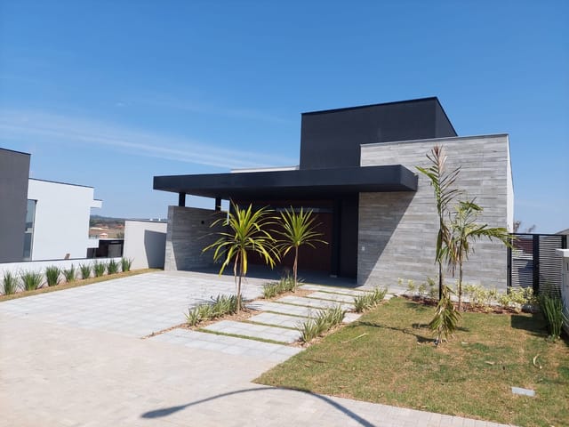 Foto do Casa - Casa terréa nova no condominio Alphaville Nova Esplanada 4, piscina com borda infinita, vista privilegiada do horizonte, estuda parcelamento direto. | Plus Negócios Imobiliários