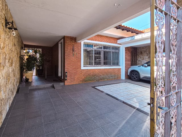 Casa com 275m² 5 quartos e 5 banheiros, à venda, no bairro Parque Novo Mundo em São Paulo