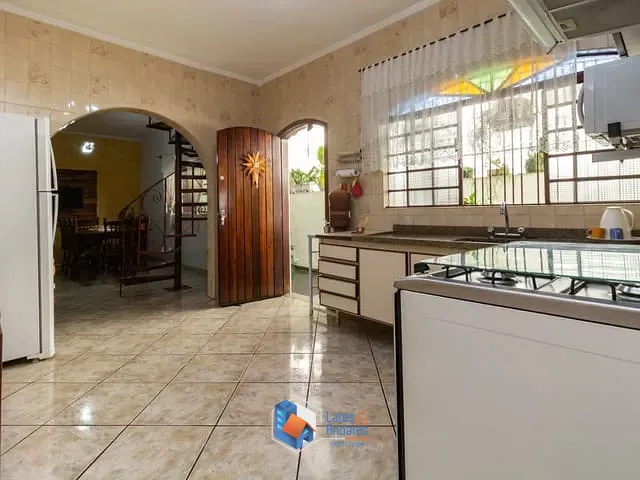 Casa com 230m² 3 quartos e 2 banheiros, à venda, no bairro Vila Boaçava em São Paulo