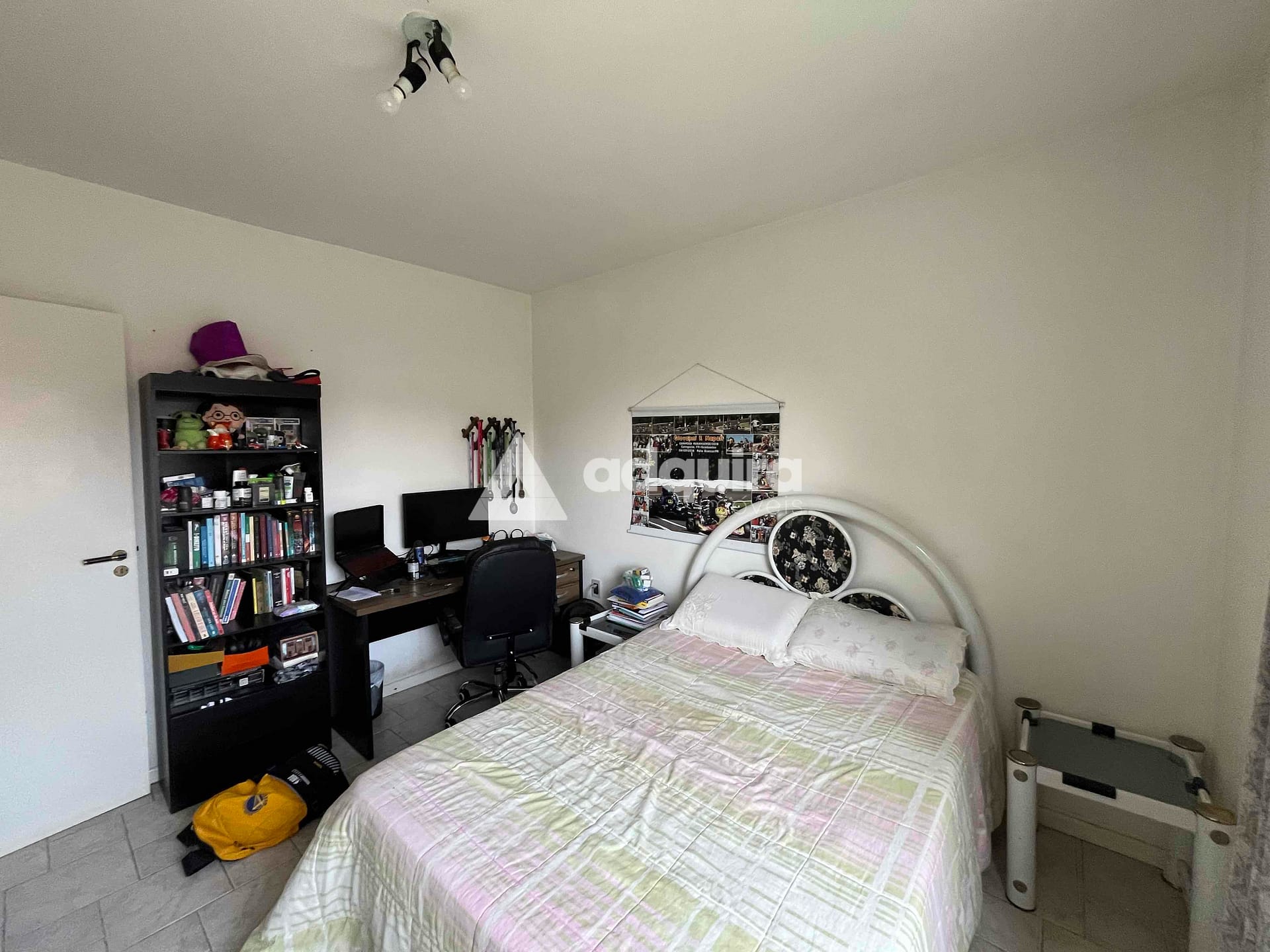 Casa à venda com 4 quartos, 175m² - Foto 14