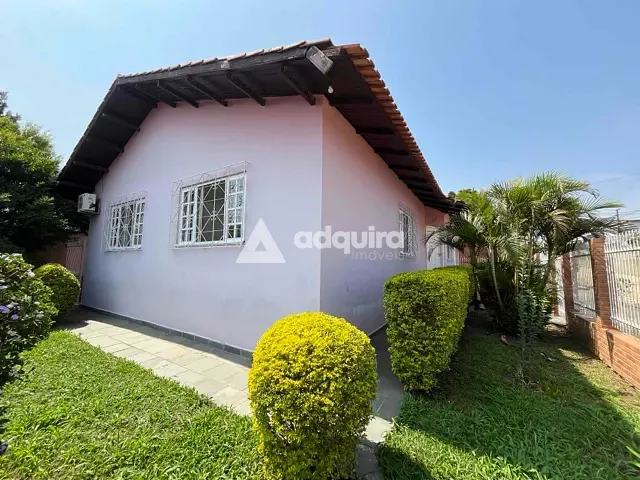 Casa 4 quartos e 3 banheiros, à venda, no bairro Jardim Carvalho em Ponta Grossa