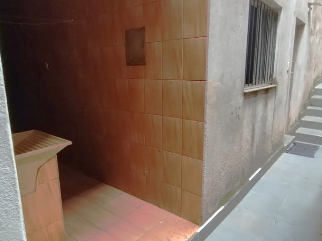 Foto do Casa - 2 cômodos para Alugar no Parque Continental II, Guarulhos, SP | Imobiliária Compare