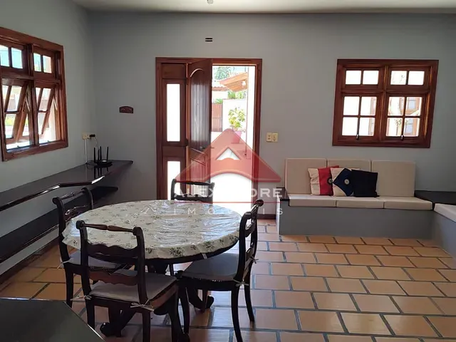 Casa com 120m² 3 quartos e 2 banheiros, à venda, no bairro Maranduba em Ubatuba