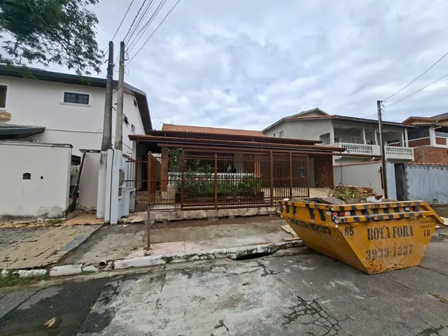 Casa com 10m² 4 quartos e 1 banheiro, para alugar, no bairro Urbanova em São José Dos Campos