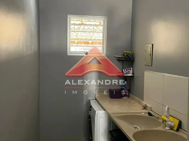 Casa com 10m² 2 quartos e 1 banheiro, à venda, no bairro Parque Nova Esperança em São José Dos Campos