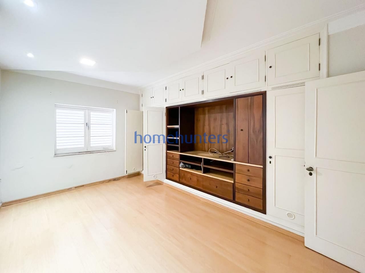 Casa à venda e aluguel com 4 quartos, 317m² - Foto 21