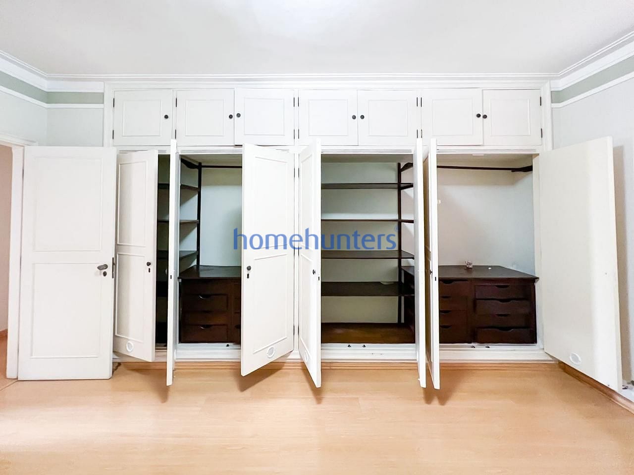 Casa à venda e aluguel com 4 quartos, 317m² - Foto 14
