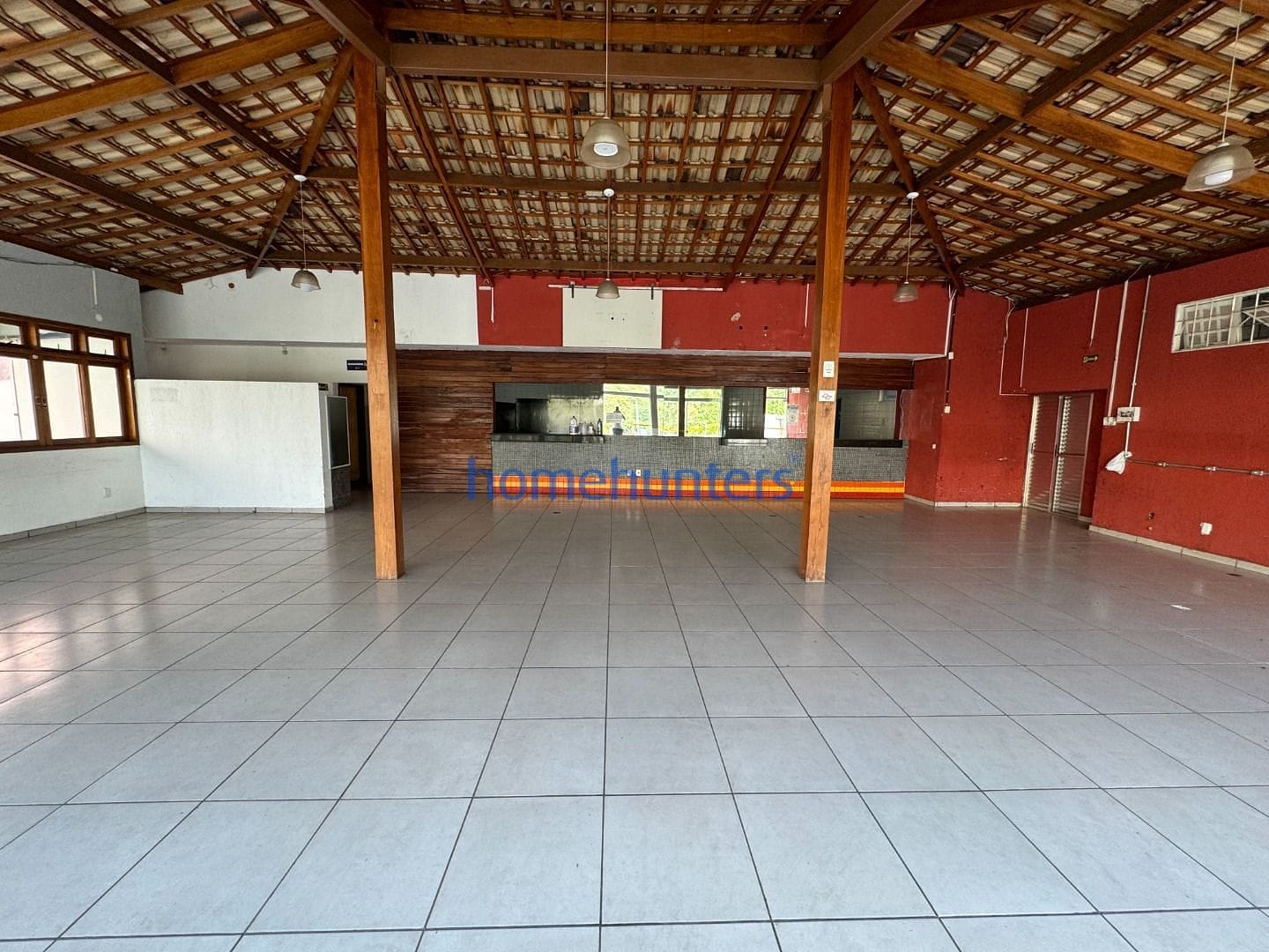 Casa para alugar com 1 quarto, 290m² - Foto 8