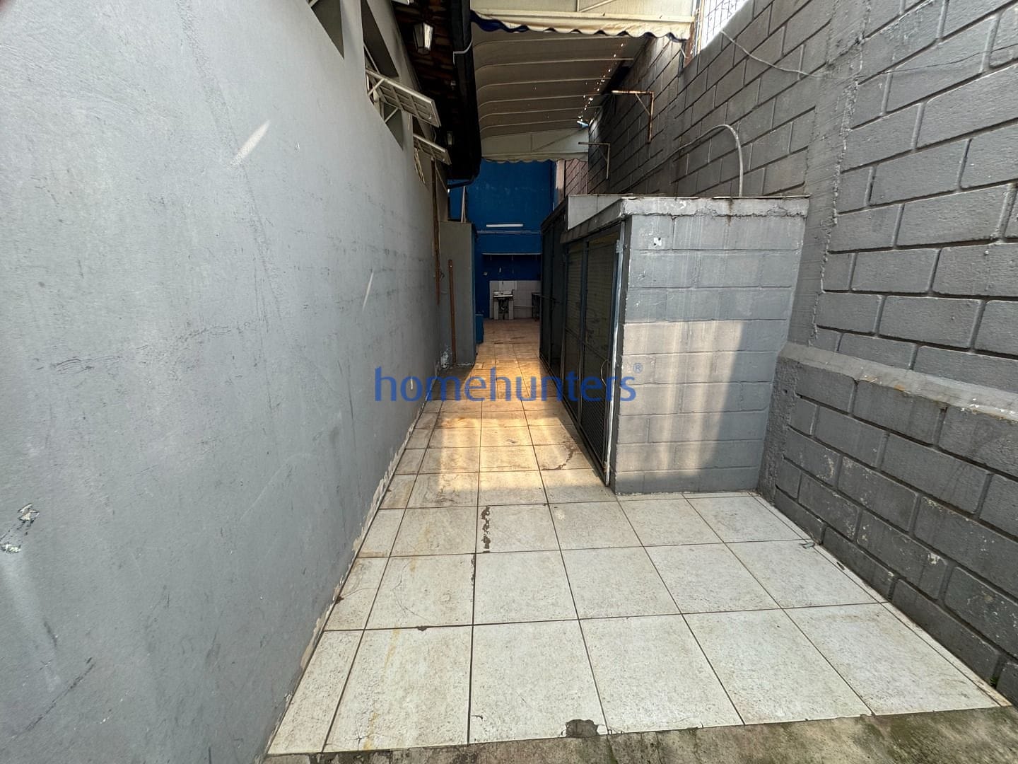 Casa para alugar com 1 quarto, 290m² - Foto 12