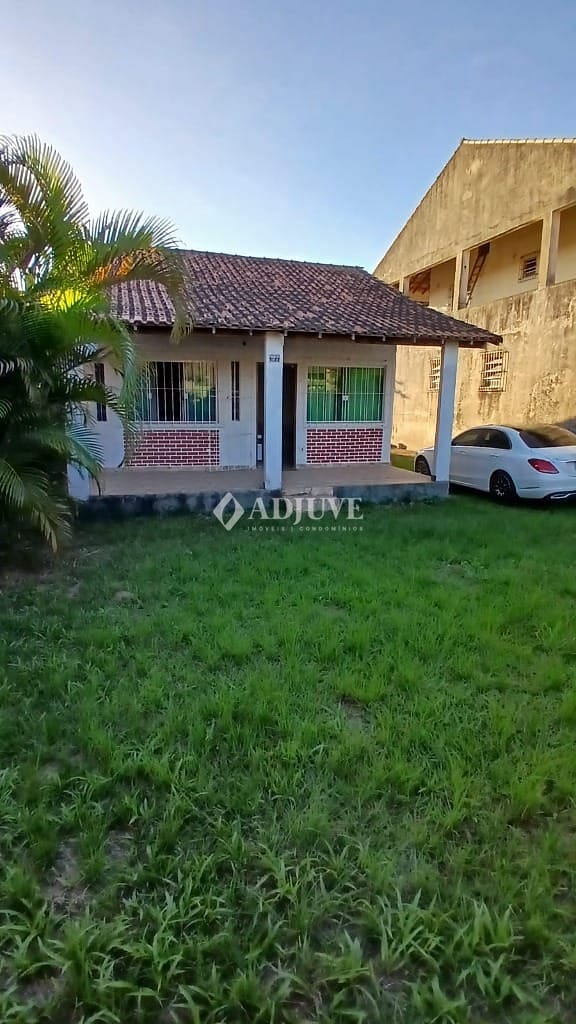 Casa à venda e aluguel com 3 quartos, 360m² - Foto 2
