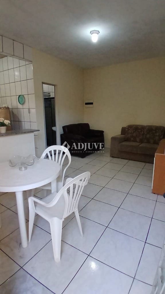 Casa à venda e aluguel com 3 quartos, 360m² - Foto 13