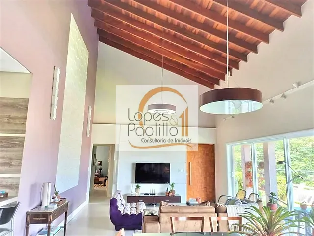 Casa com 700m² 3 quartos e 3 banheiros, à venda, no bairro Condominio Parque das Garças I em Atibaia