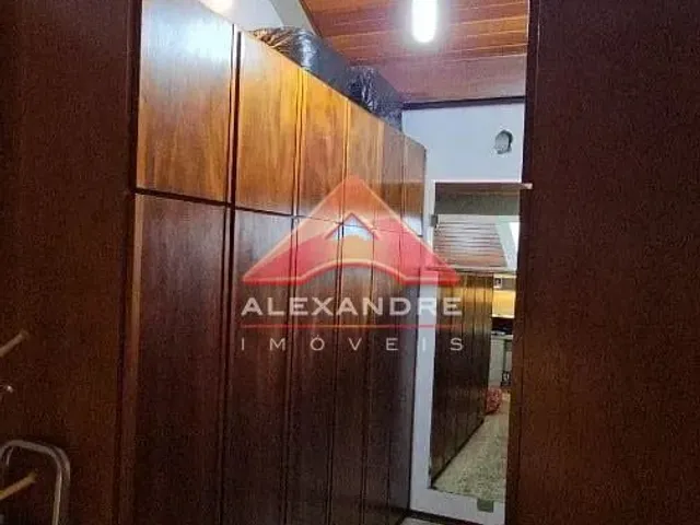 Casa com 512m² 4 quartos e 3 banheiros, à venda, no bairro Jardim Aquarius em São José Dos Campos