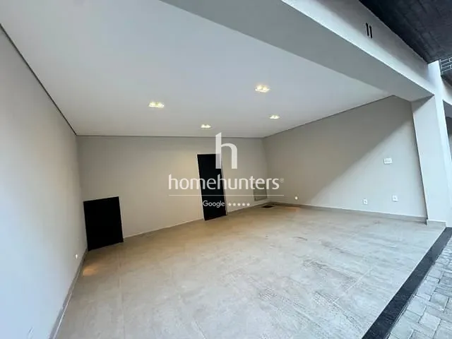 Casa com 125m² 3 quartos e 5 banheiros, para alugar, no bairro Secção A em Holambra