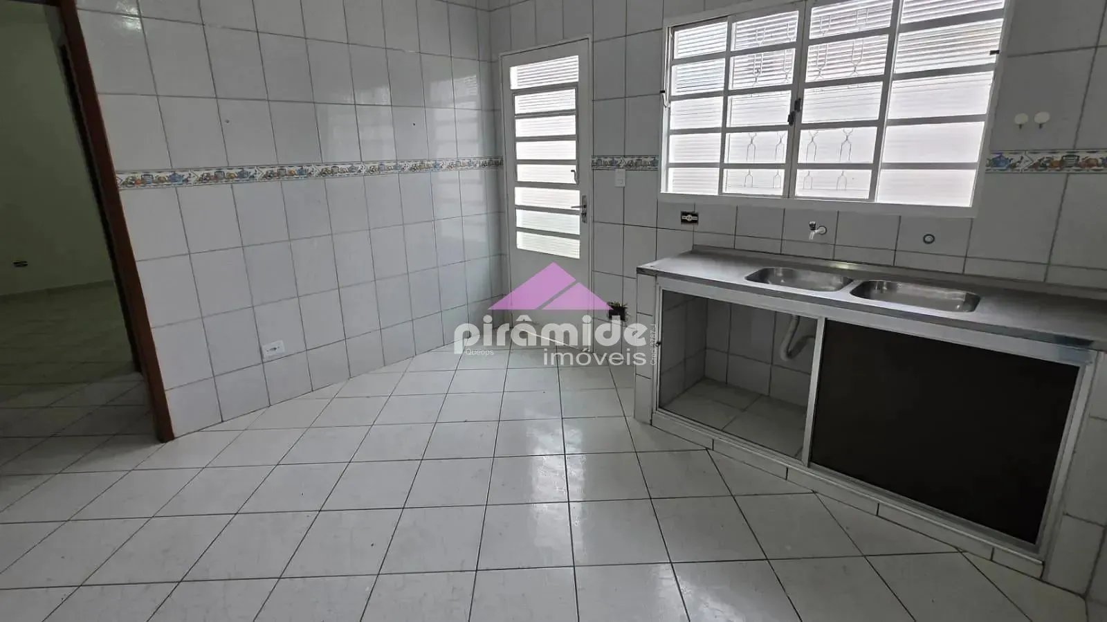 Casa, 3 quartos, 115 m² - Foto 2