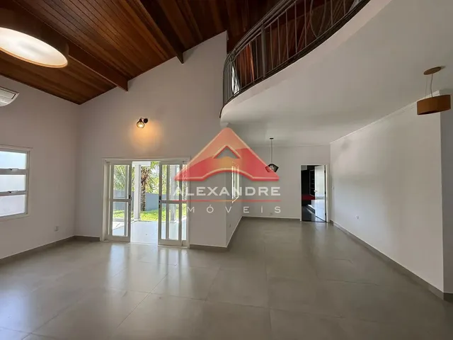 Casa com 10m² 3 quartos e 4 banheiros, à venda, no bairro Condomínio Residencial Mirante do Vale em Jacareí