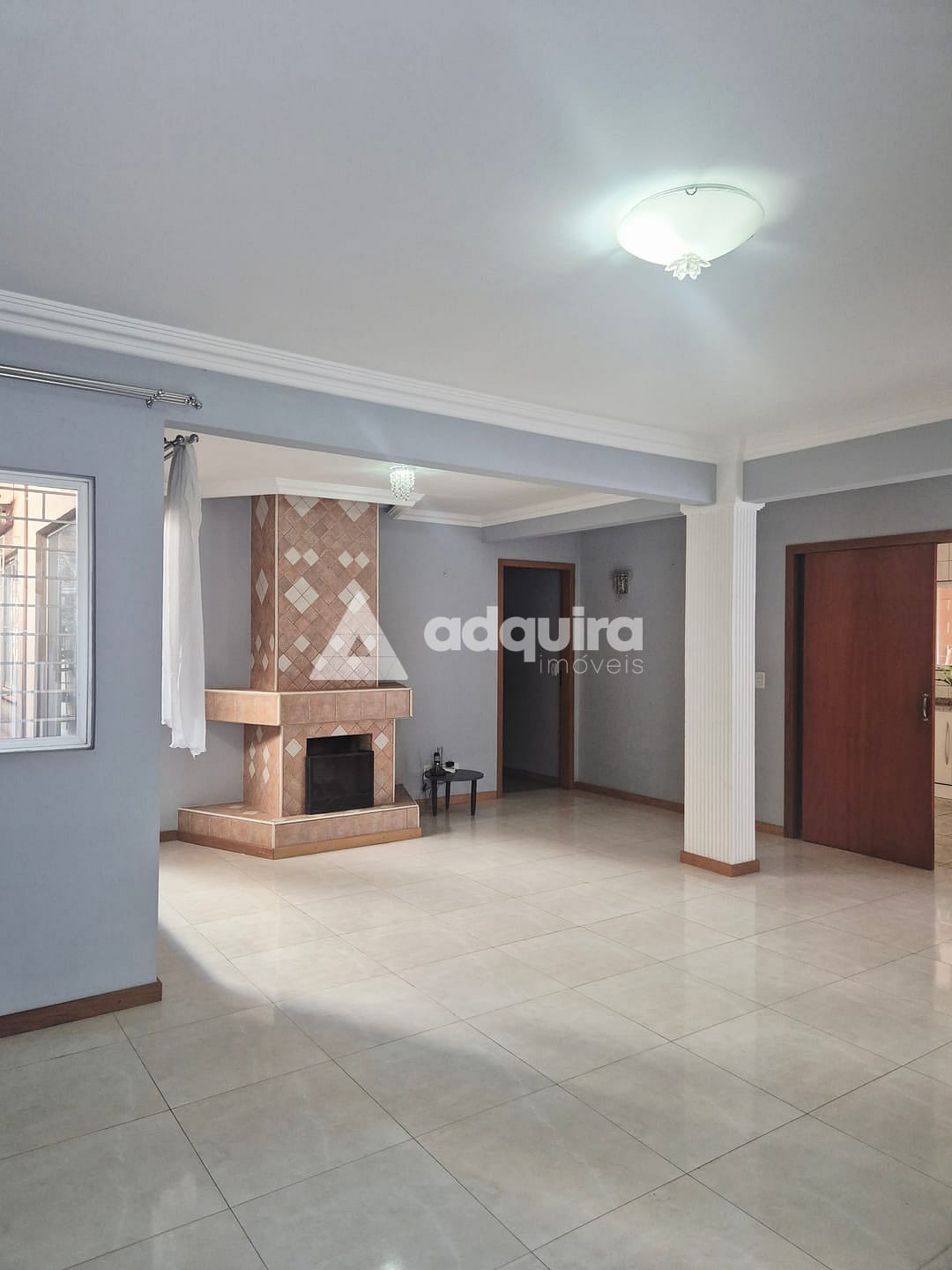 Casa à venda e aluguel com 5 quartos, 230m² - Foto 4