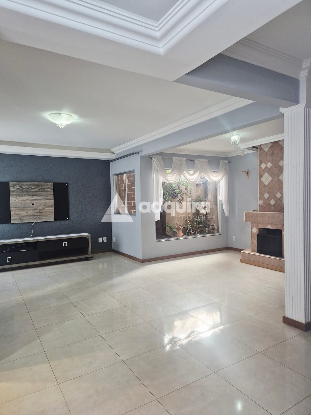 Casa à venda e aluguel com 5 quartos, 230m² - Foto 3