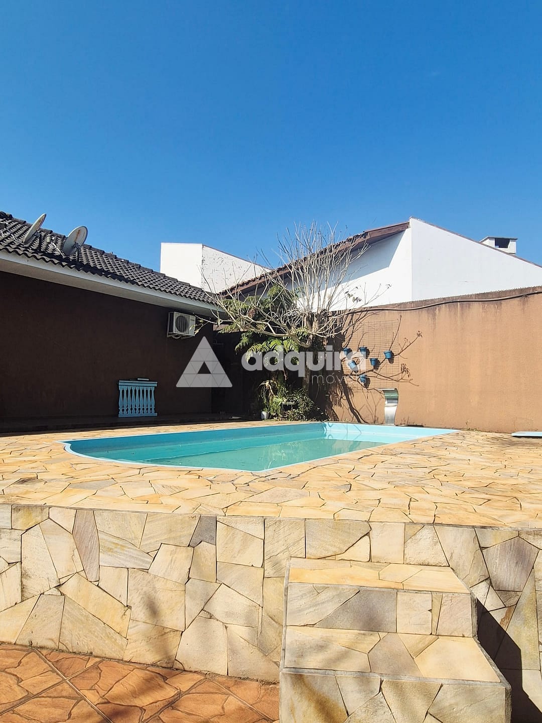Casa à venda e aluguel com 5 quartos, 230m² - Foto 13