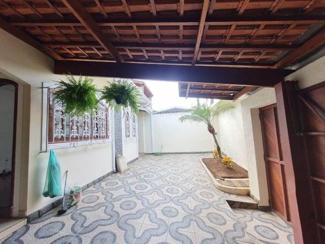 Casa á Venda, Jardim Ismênia - Sjc/SP